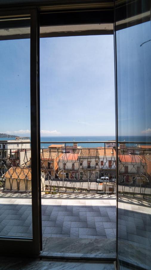 Nereidi Home Giardini Naxos Exteriör bild